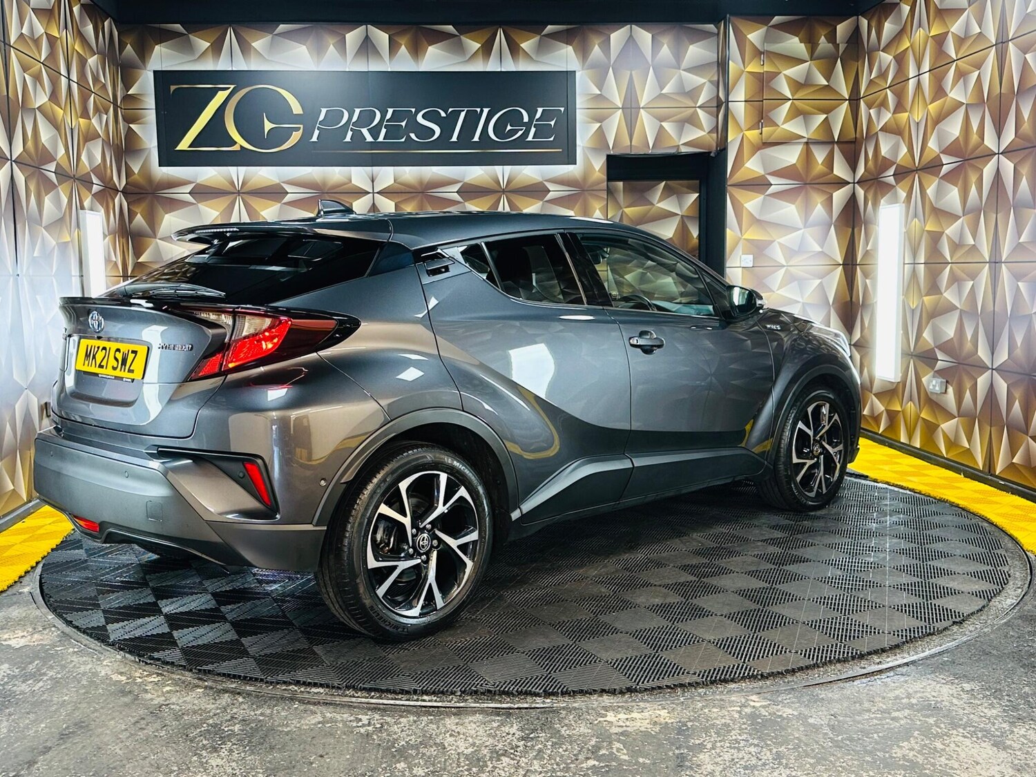Used Toyota C-HR for sale - 77753099: Photo 43