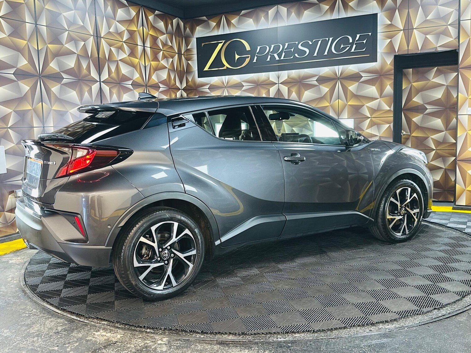 Used Toyota C-HR for sale - 77753099: Photo 46