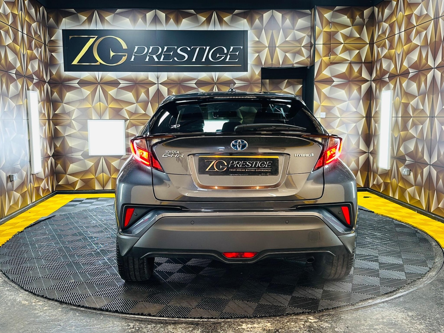 Used Toyota C-HR for sale - 77753099: Photo 5