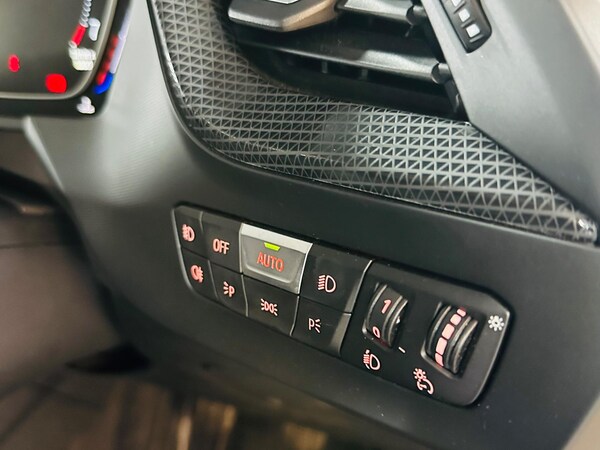Used BMW 1 Series 2020 for sale - 75198992: Photo 57
