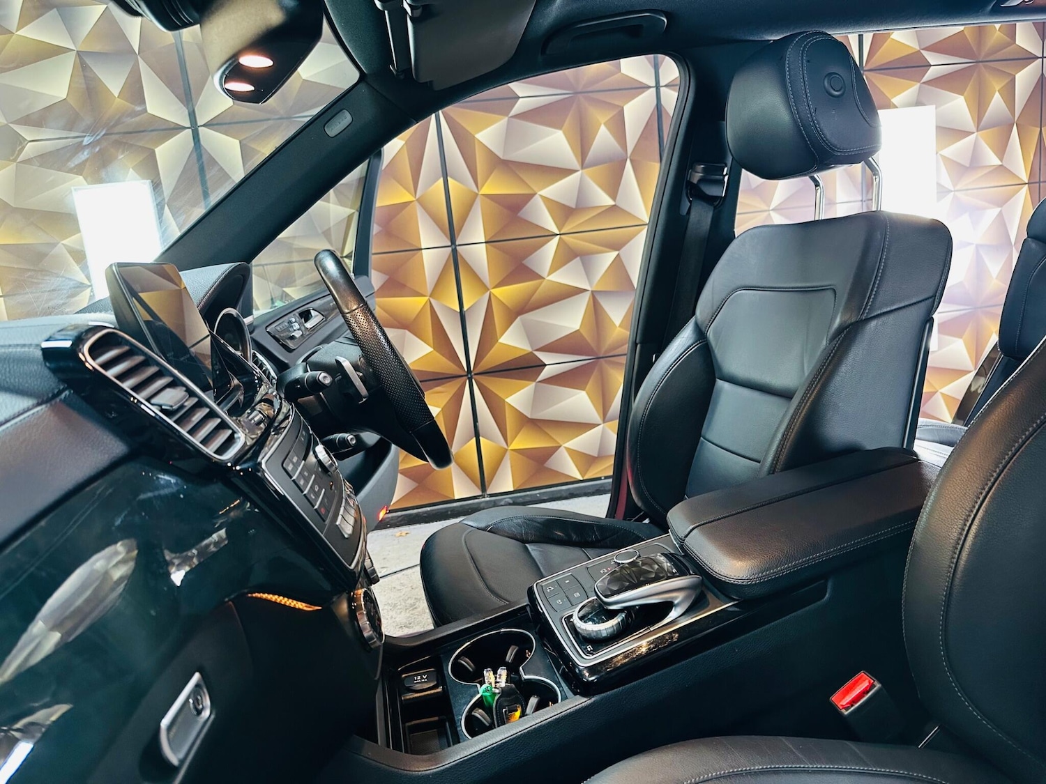 Used Mercedes-Benz GLS 2017 for sale - 76942374: Photo 6