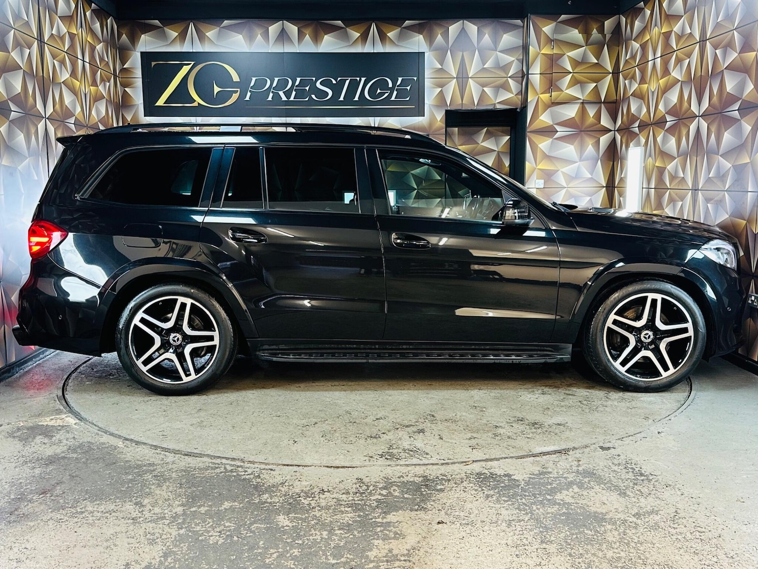 Used Mercedes-Benz GLS 2017 for sale - 76942374: Photo 9