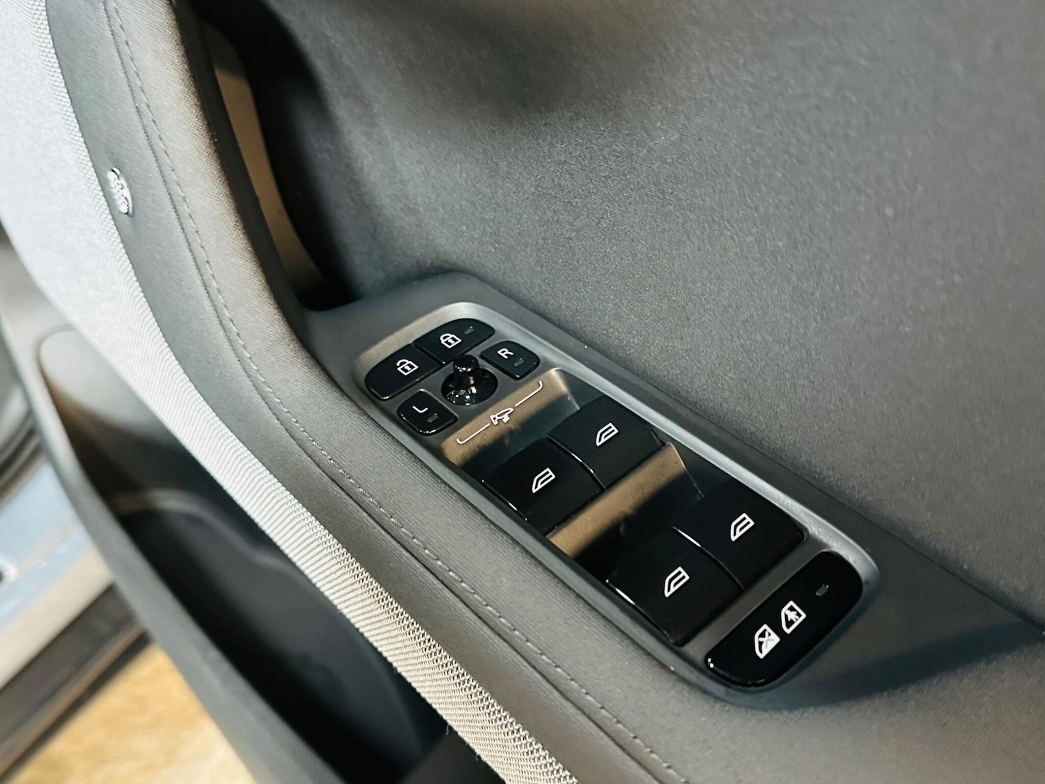 Used Polestar Polestar 2 2020 for sale - 76839281: Photo 66