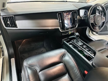 Used Volvo S90 2017 for sale - 75551913: Photo