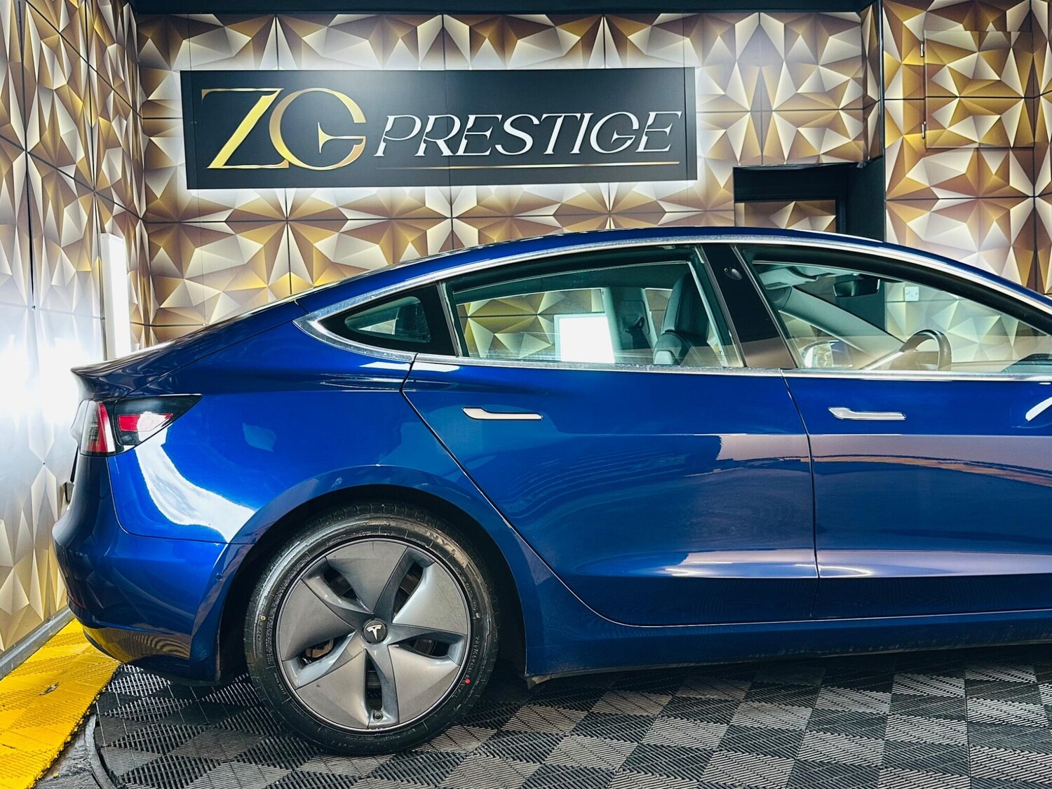 Used Tesla Model 3 2020 for sale - 77574452: Photo 39