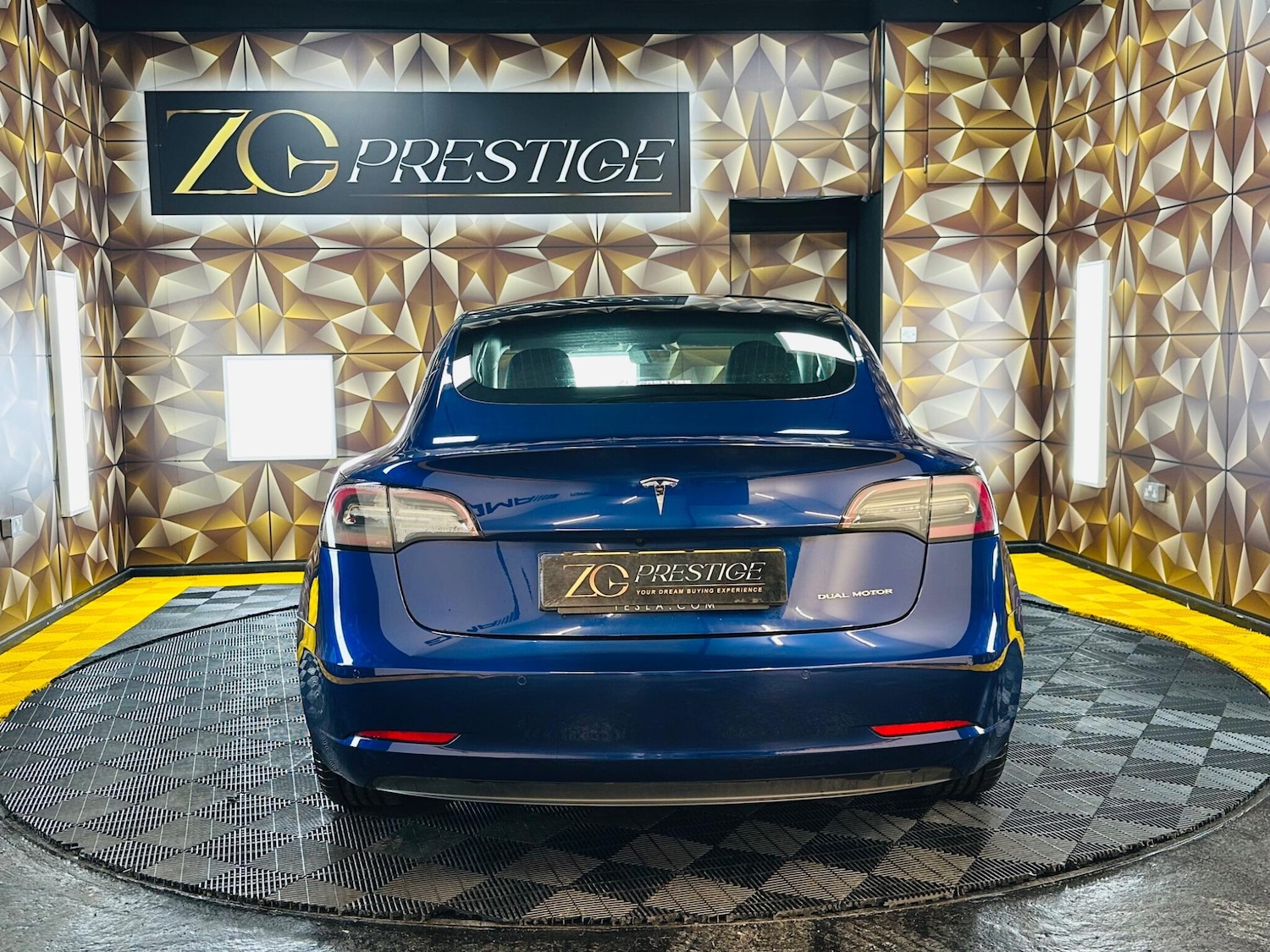 Used Tesla Model 3 2020 for sale - 77574452: Photo 5