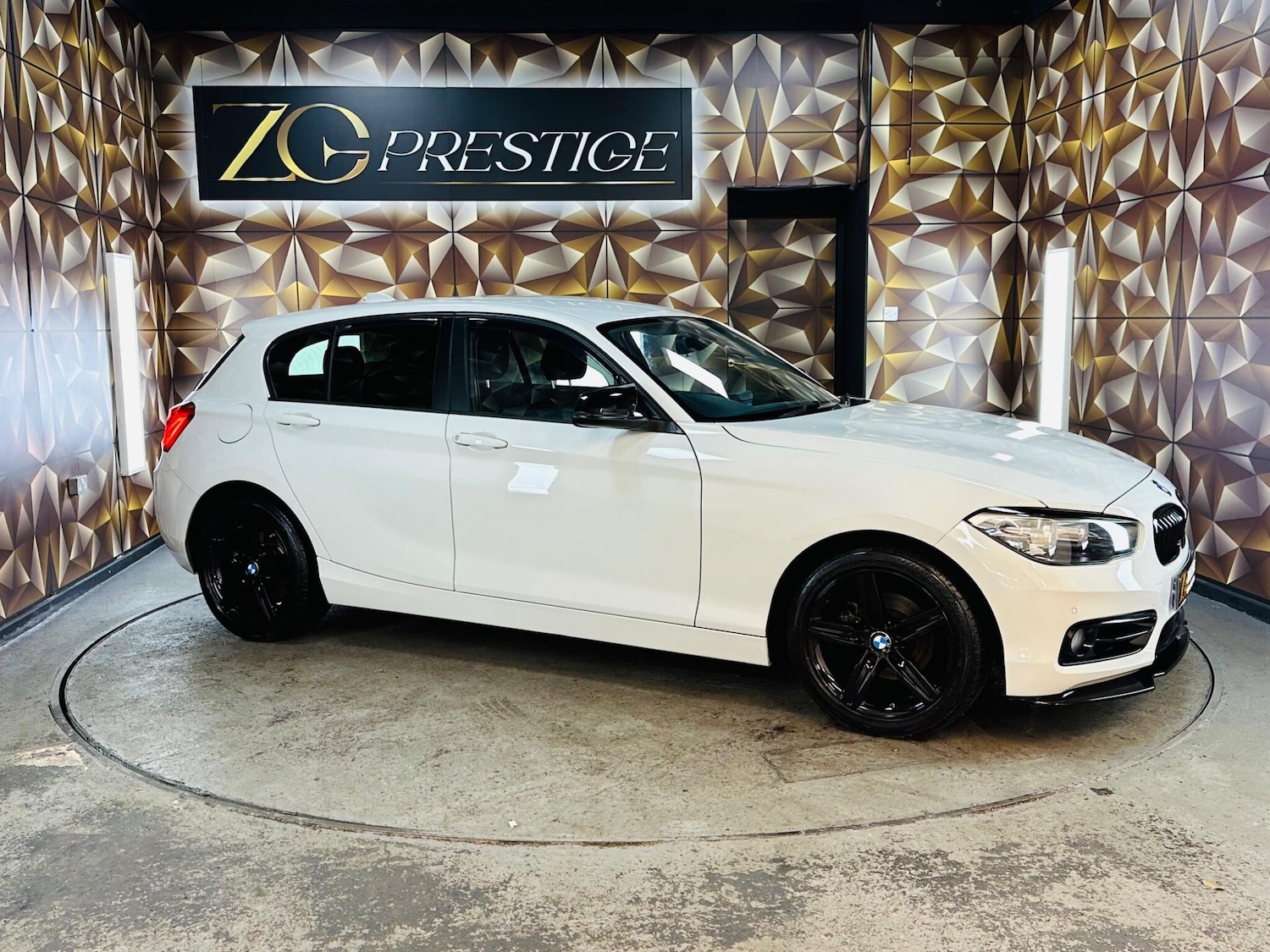 Used BMW 1 Series 2019 for sale - 76538388: Photo 1
