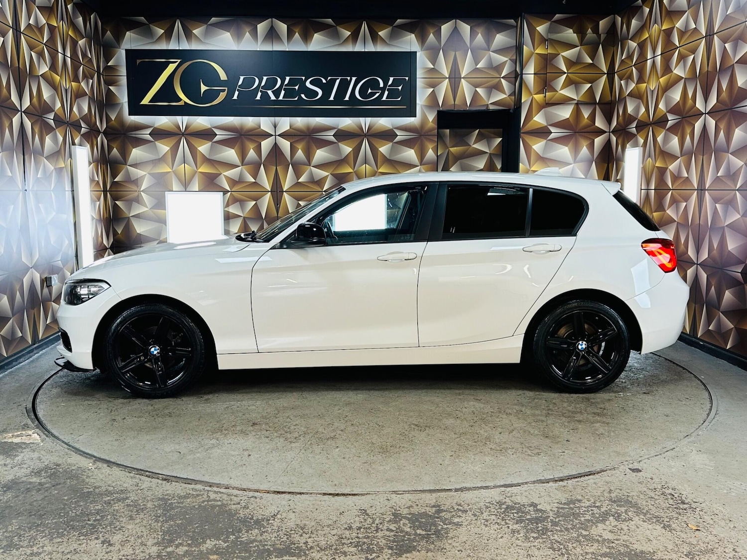 Used BMW 1 Series 2019 for sale - 76538388: Photo 11