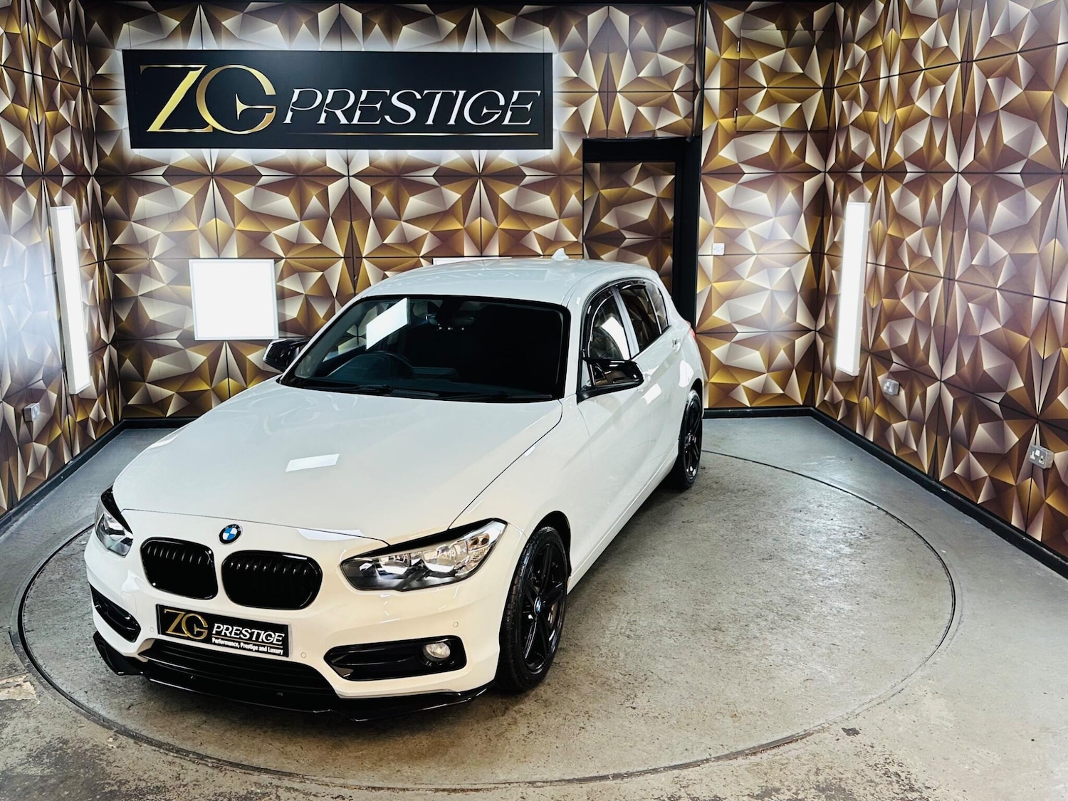 Used BMW 1 Series 2019 for sale - 76538388: Photo 43