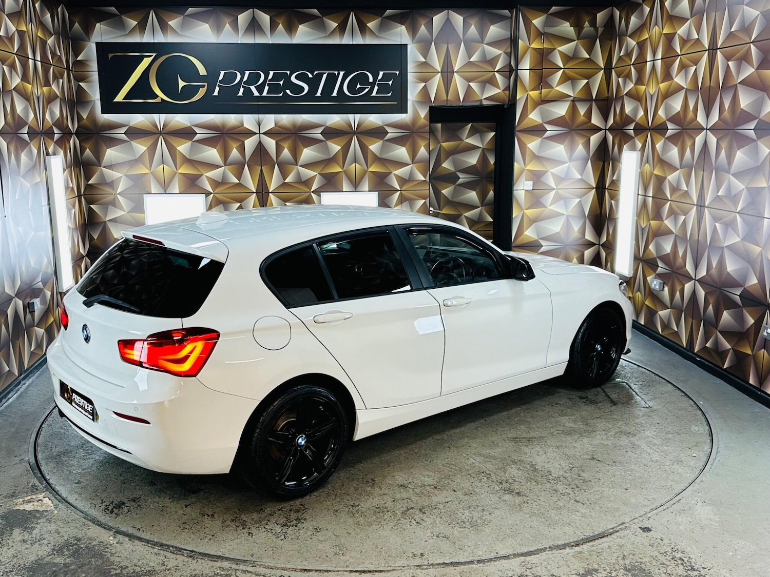 Used BMW 1 Series 2019 for sale - 76538388: Photo 45