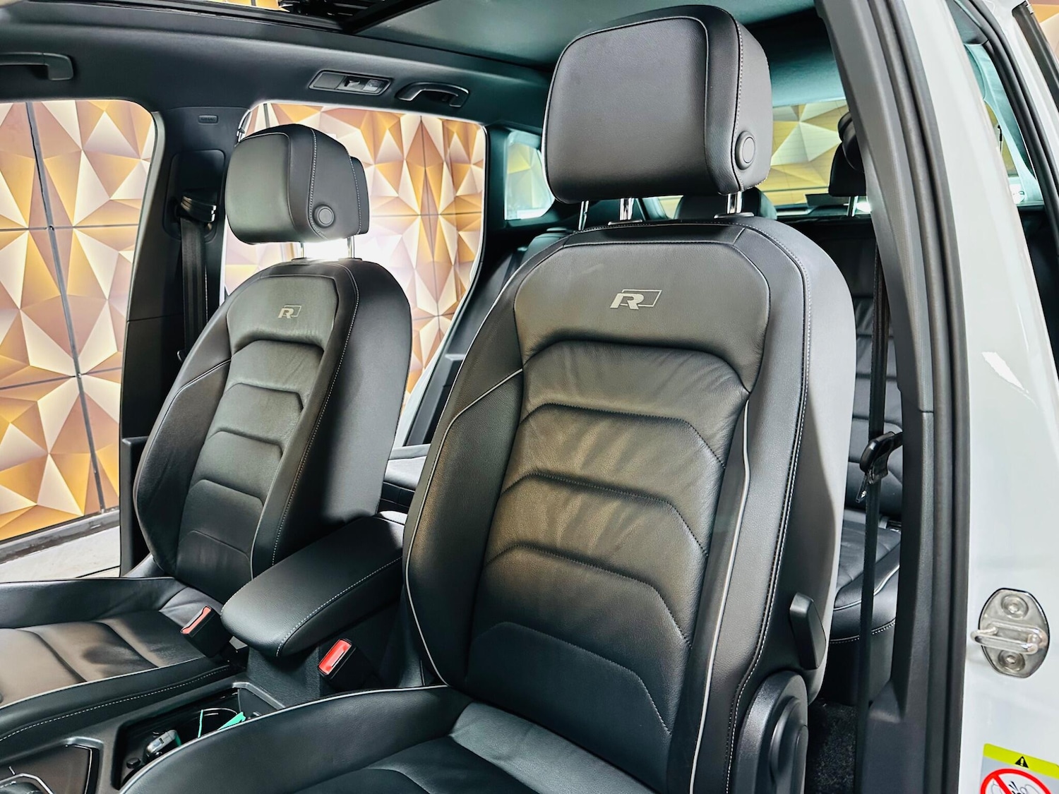 Used Volkswagen Tiguan 2020 for sale - 76538834: Photo 22