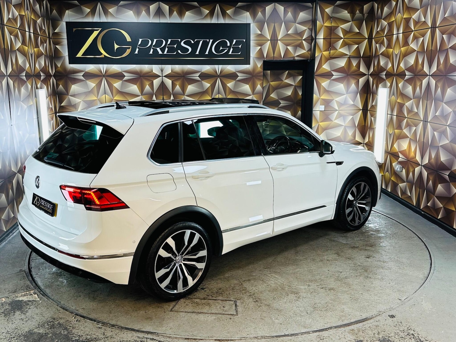 Used Volkswagen Tiguan 2020 for sale - 76538834: Photo 23