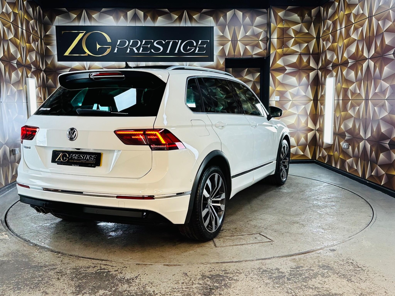 Used Volkswagen Tiguan 2020 for sale - 76538834: Photo 37