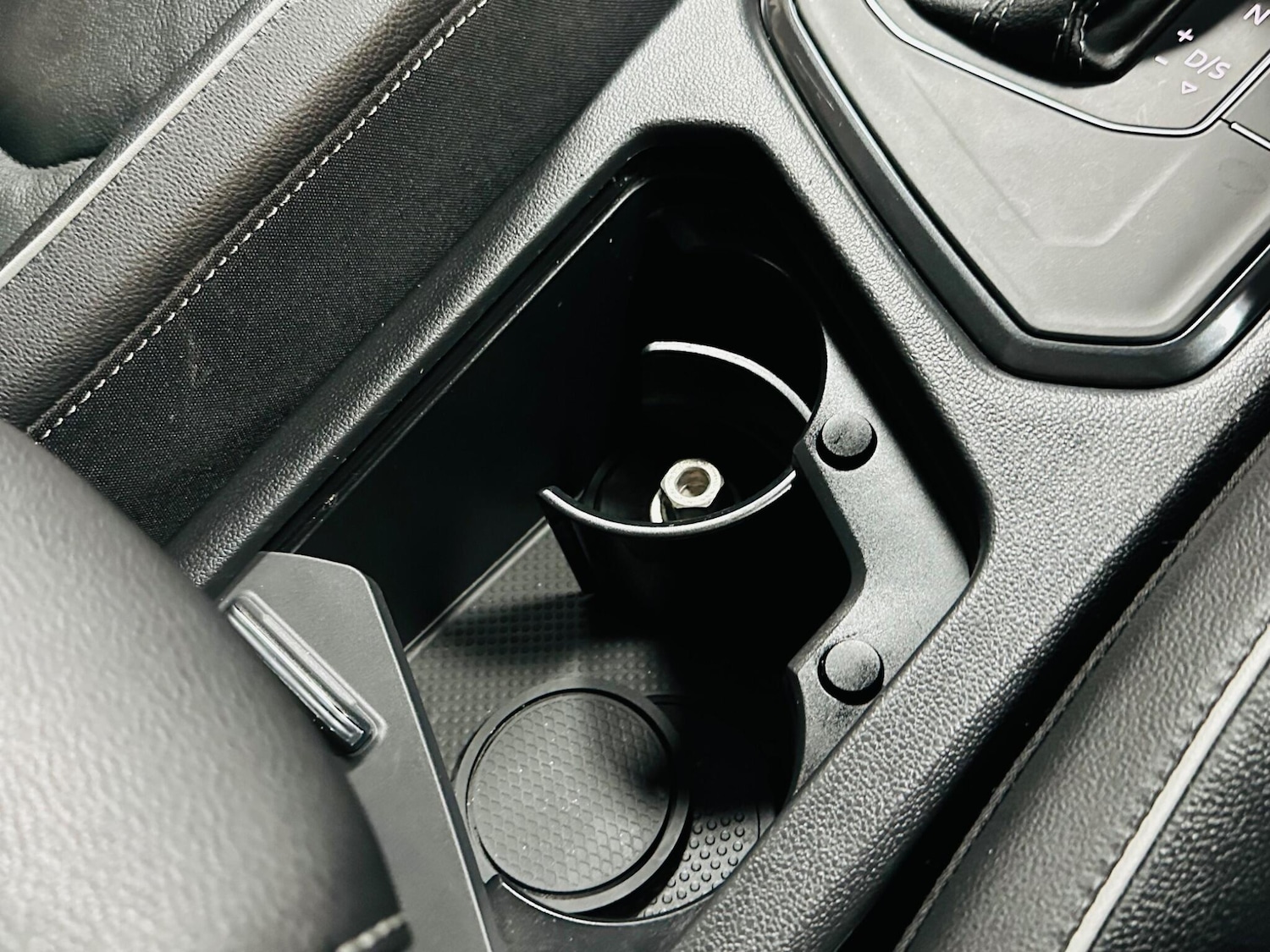 Used Volkswagen Tiguan 2020 for sale - 76538834: Photo 65