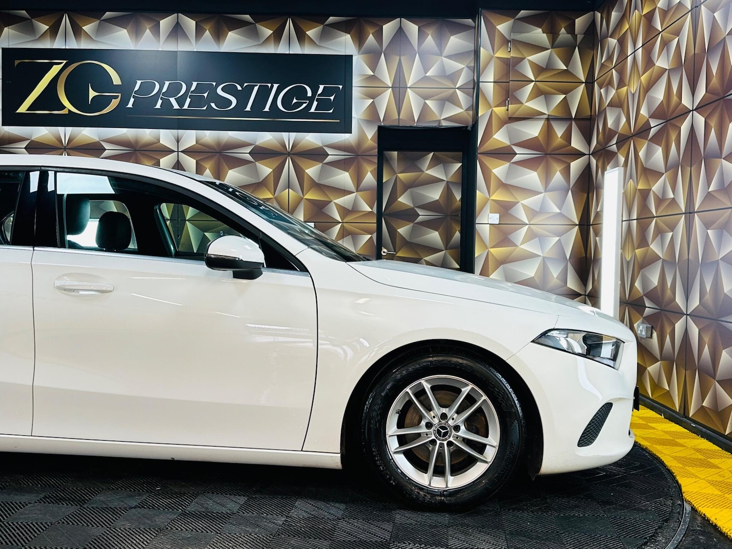 Used Mercedes-Benz A-Class for sale - 77853085: Photo 26