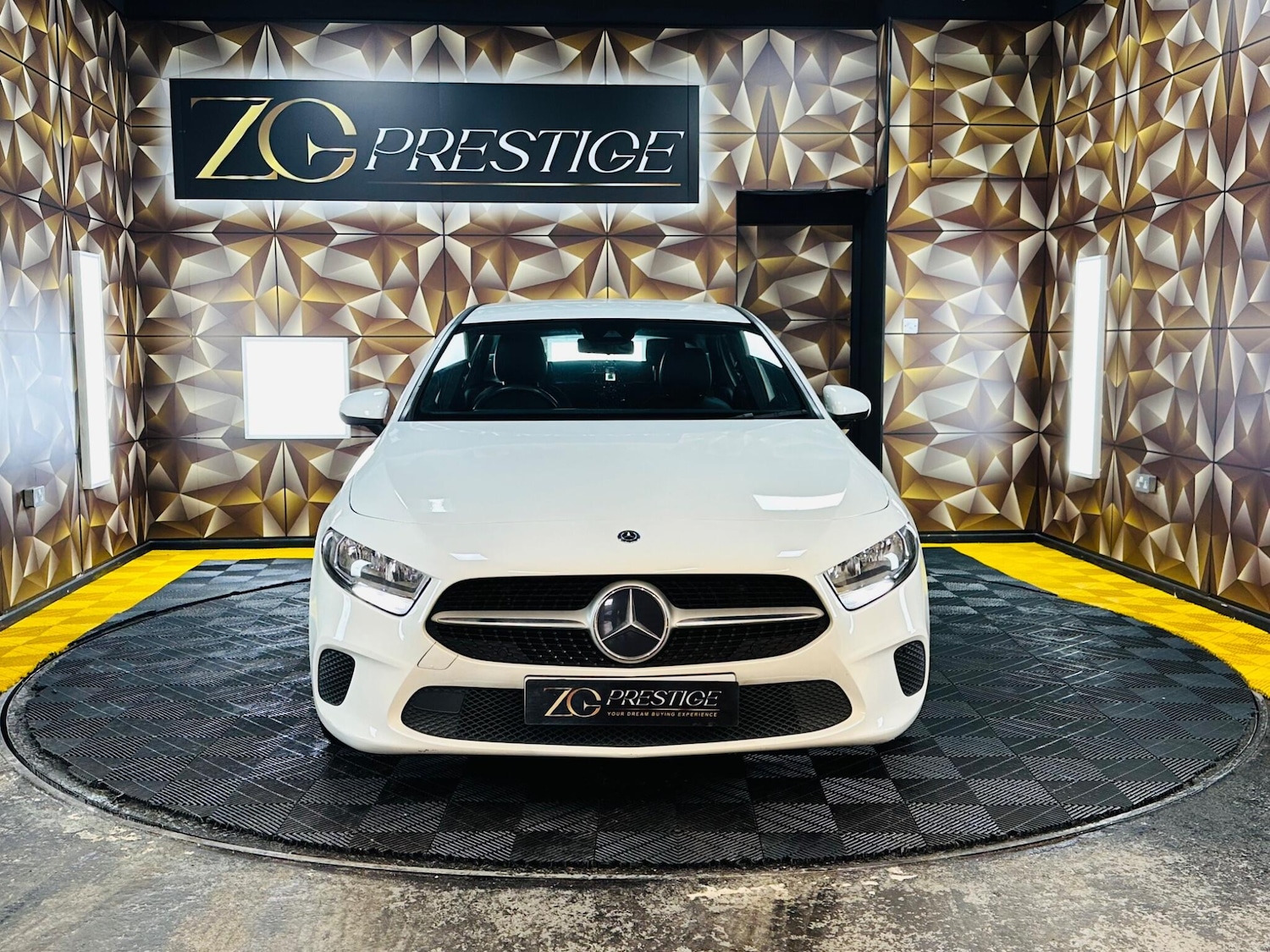 Used Mercedes-Benz A-Class for sale - 77853085: Photo 3