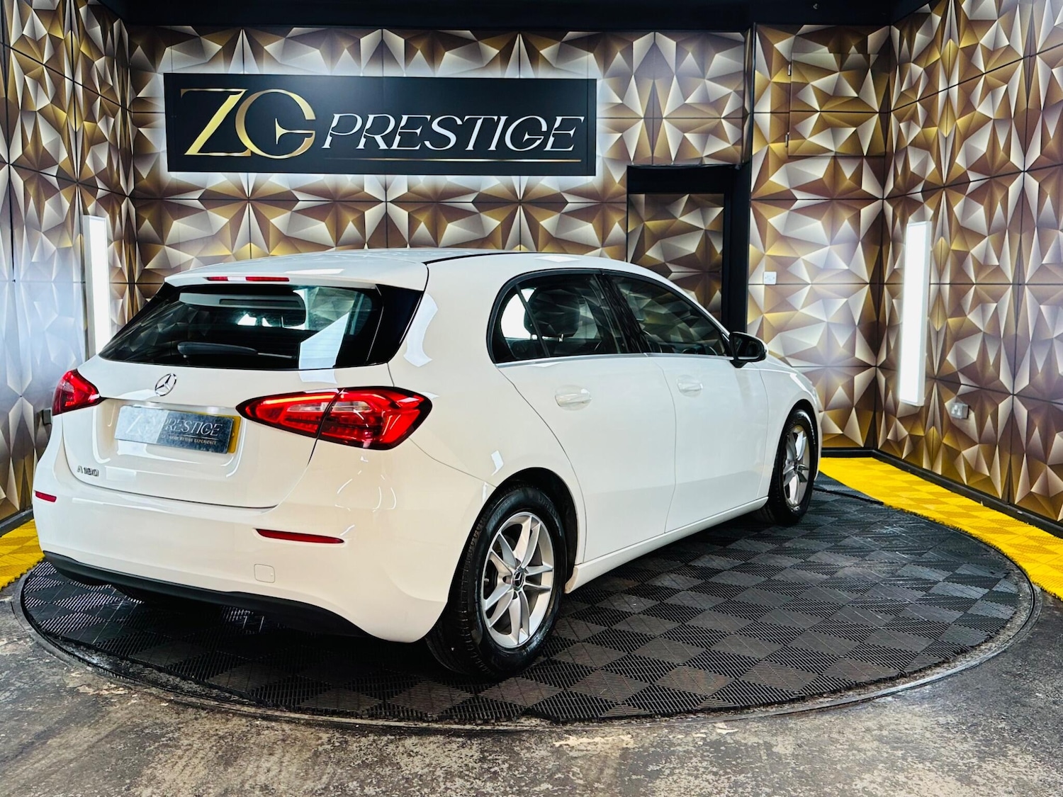 Used Mercedes-Benz A-Class for sale - 77853085: Photo 31