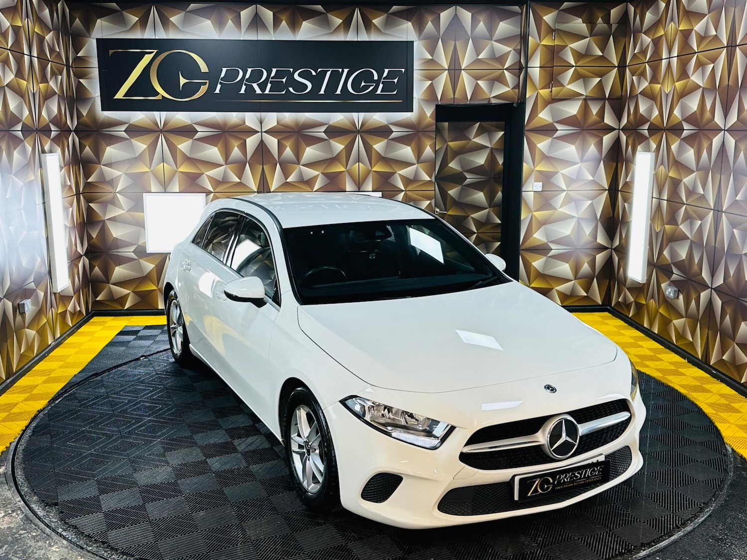 Used Mercedes-Benz A-Class for sale - 77853085: Photo 33