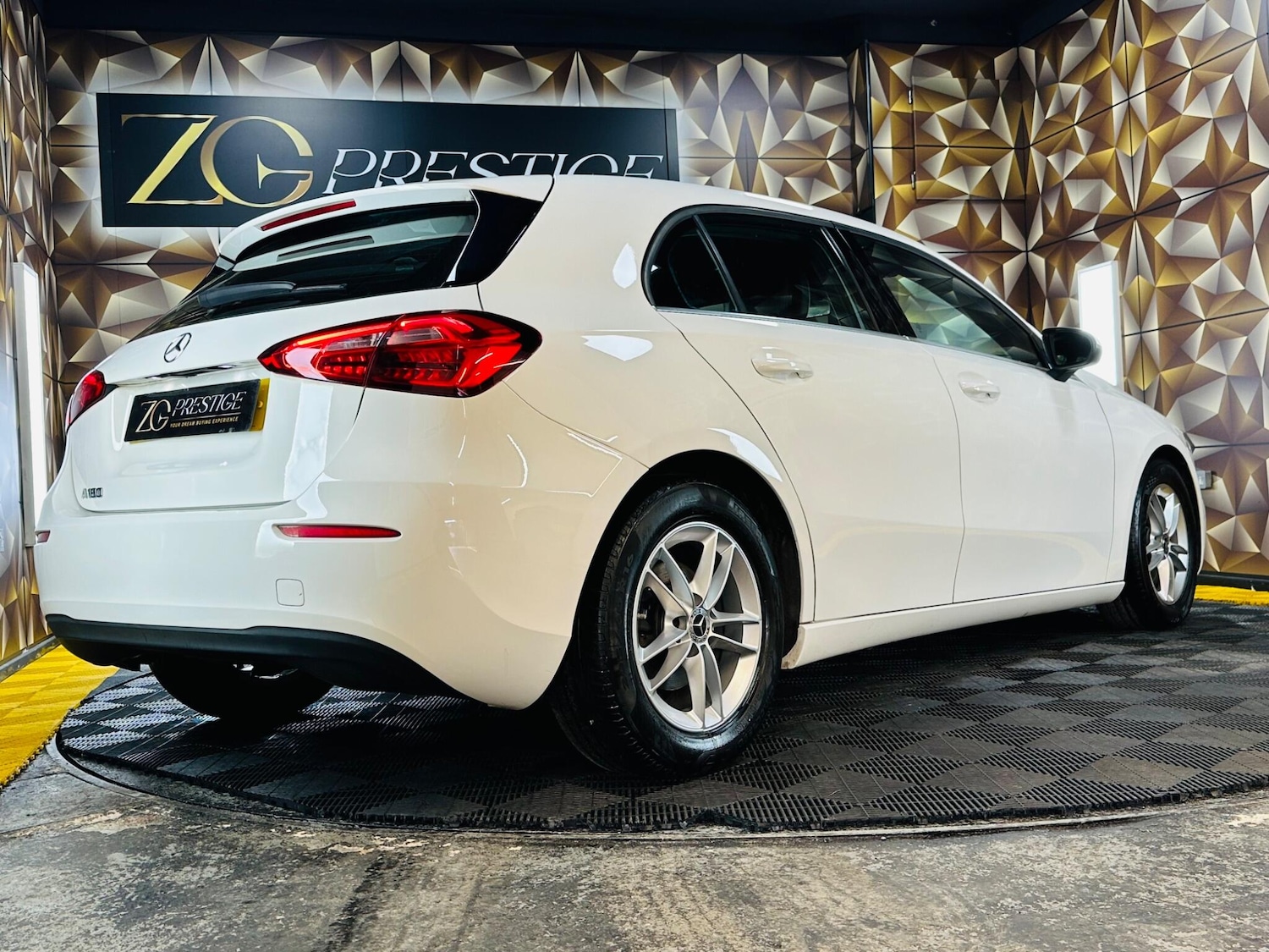 Used Mercedes-Benz A-Class for sale - 77853085: Photo 34