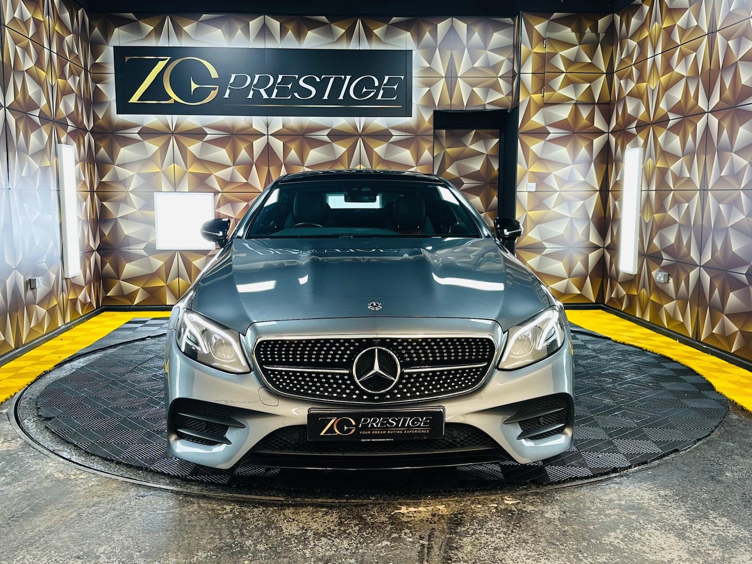 Used Mercedes-Benz E Class 2018 for sale - 77783179: Photo 3