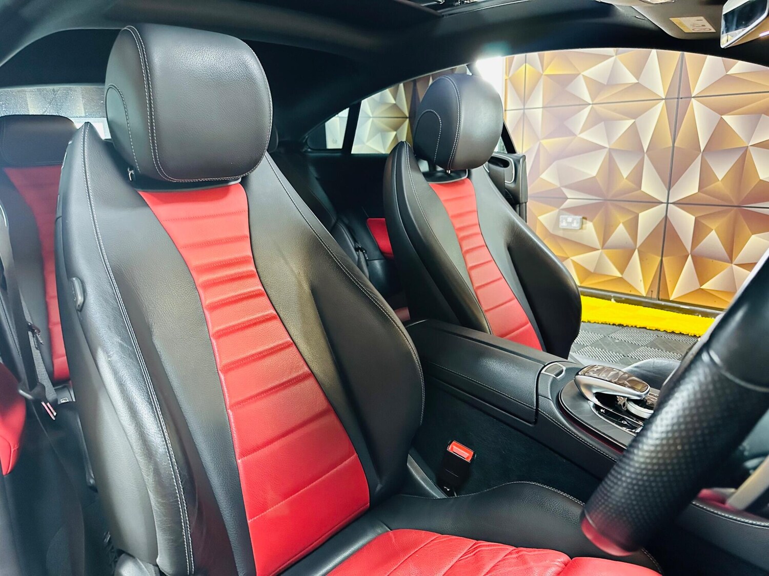 Used Mercedes-Benz E Class 2018 for sale - 77783179: Photo 30