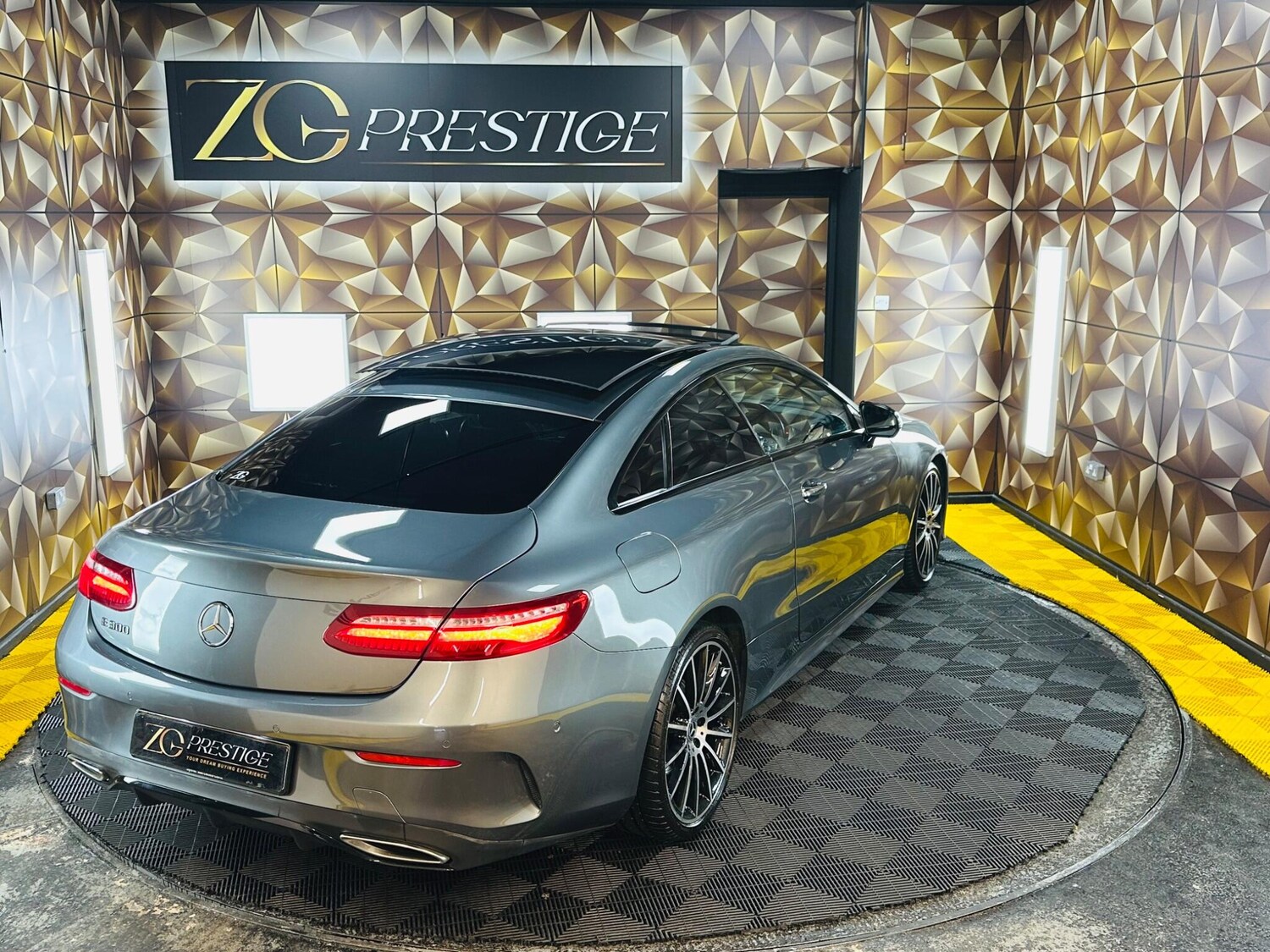 Used Mercedes-Benz E Class 2018 for sale - 77783179: Photo 40