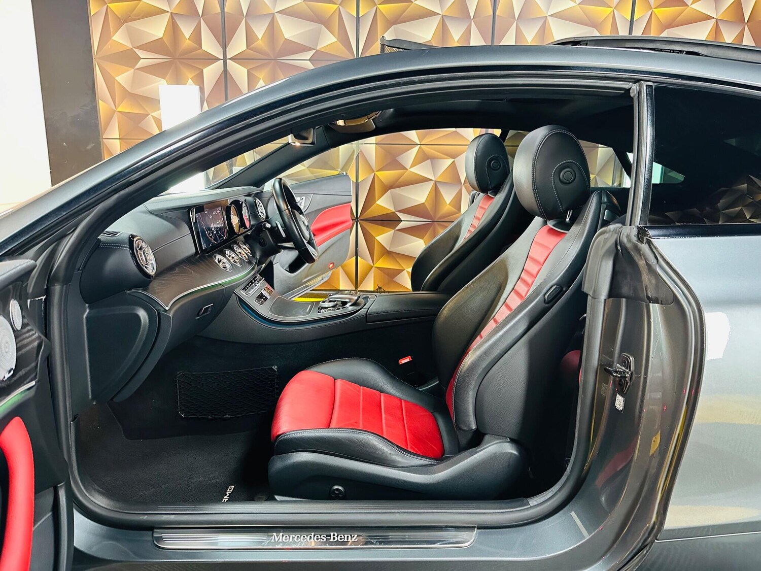 Used Mercedes-Benz E Class 2018 for sale - 77783179: Photo 67