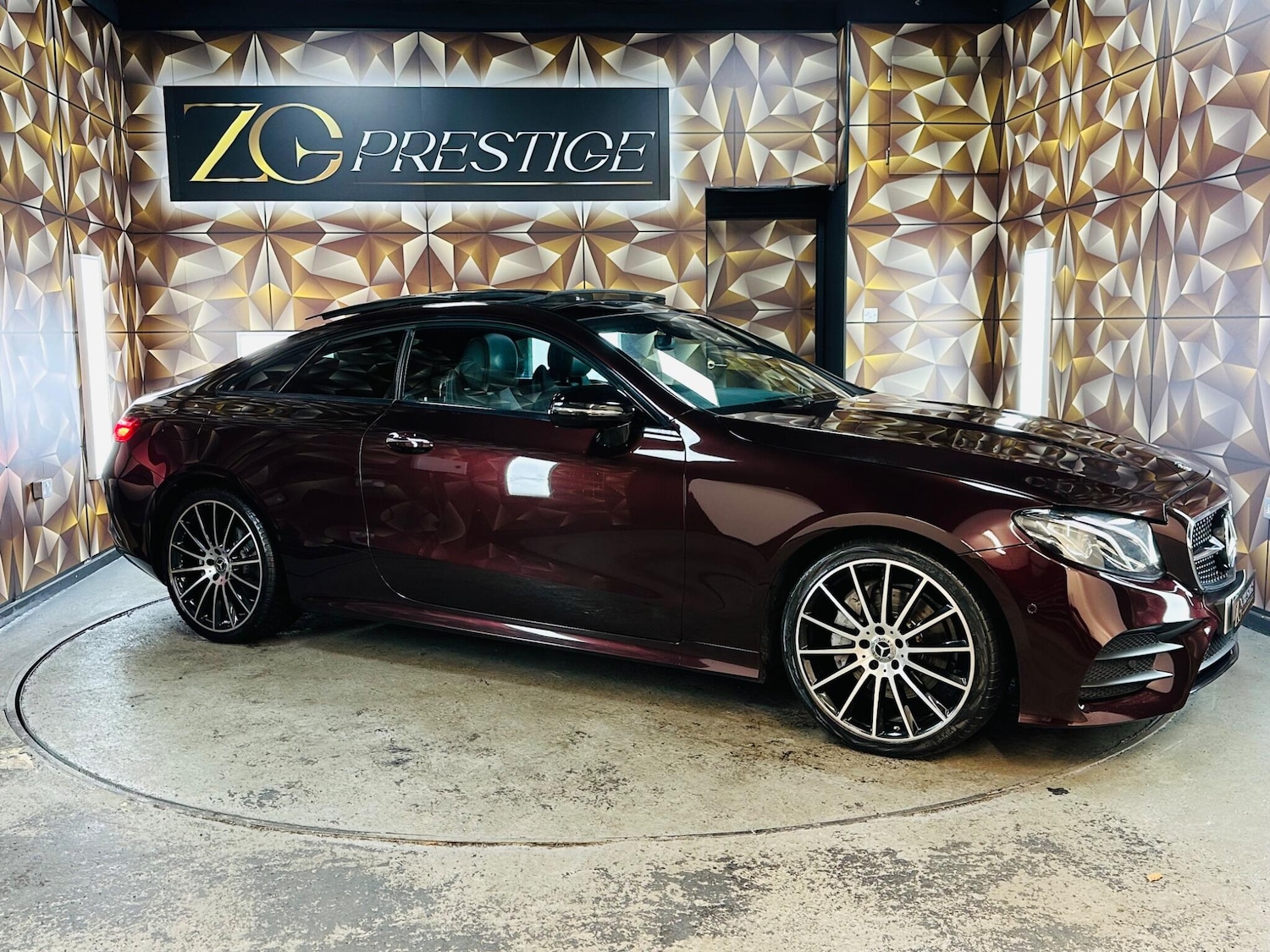 Used Mercedes-Benz E Class 2018 for sale - 76538497: Photo 1