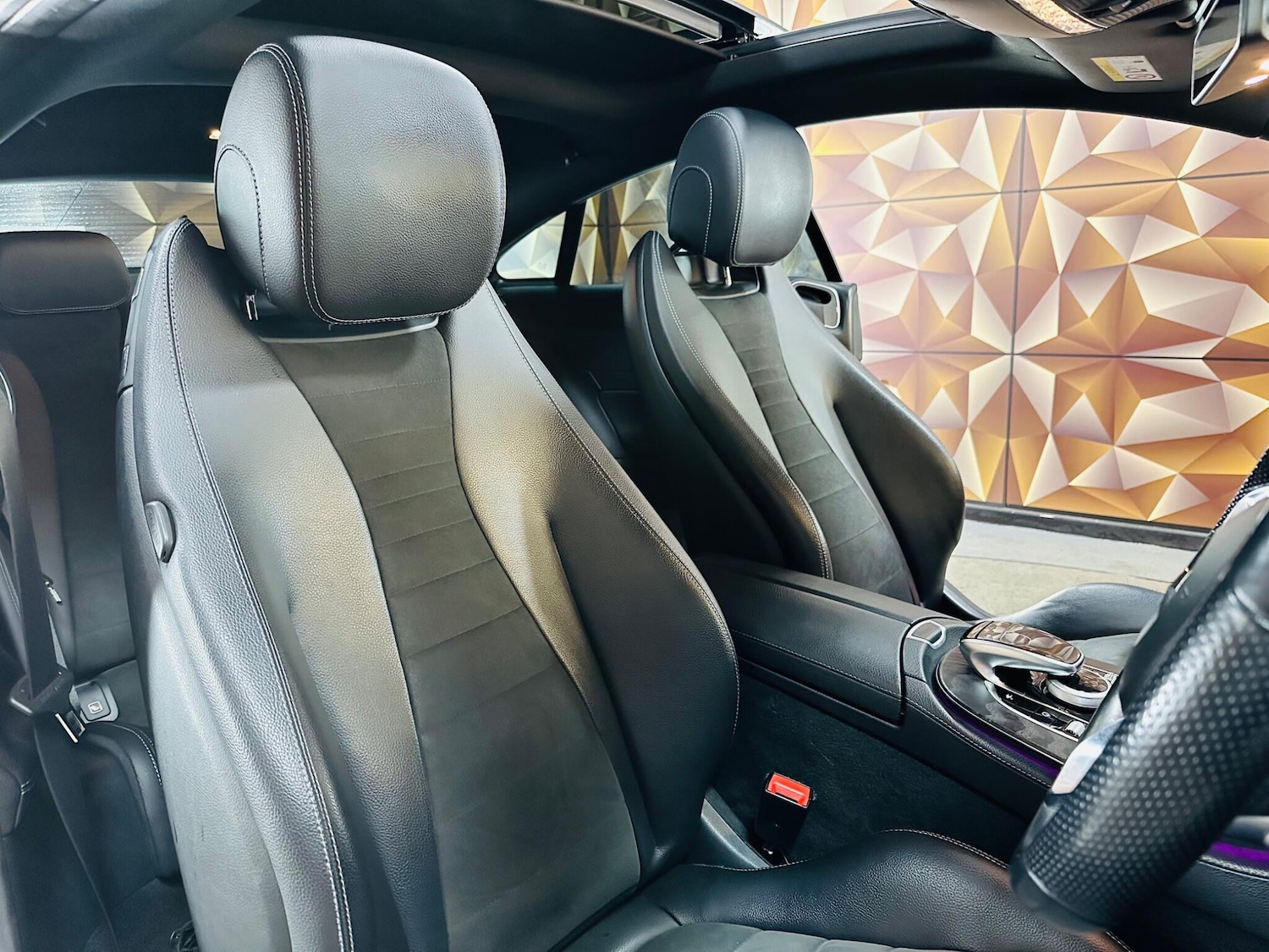 Used Mercedes-Benz E Class 2018 for sale - 76538497: Photo 22