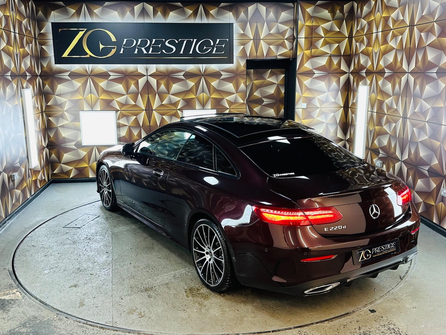 Used Mercedes-Benz E Class 2018 for sale - 76538497: Photo 37