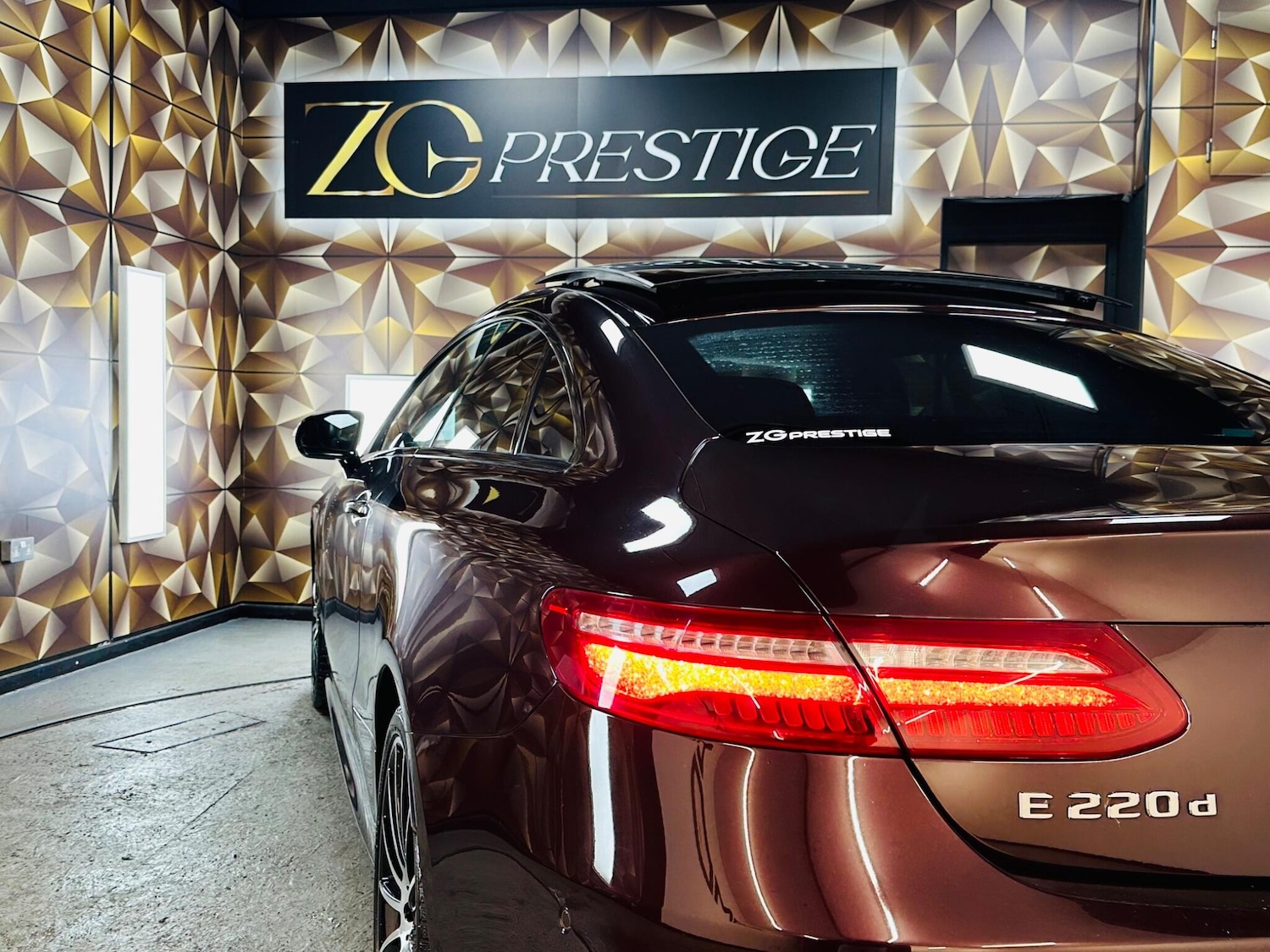 Used Mercedes-Benz E Class 2018 for sale - 76538497: Photo 38