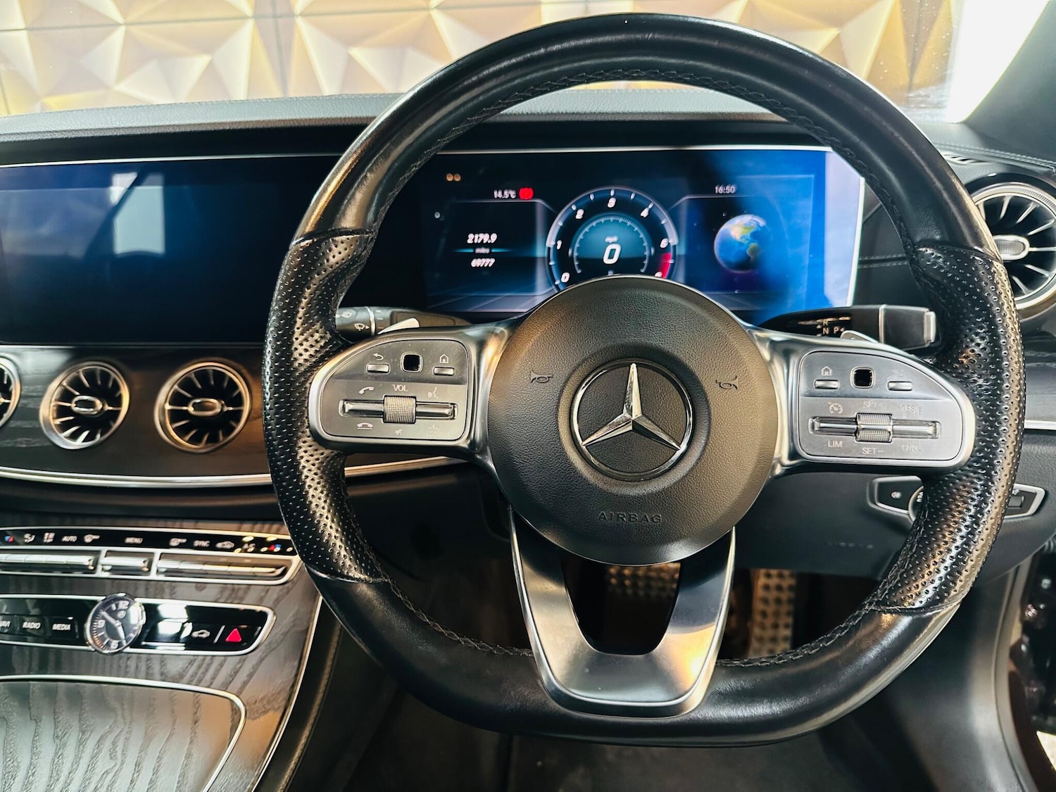 Used Mercedes-Benz E Class 2018 for sale - 76538497: Photo 52