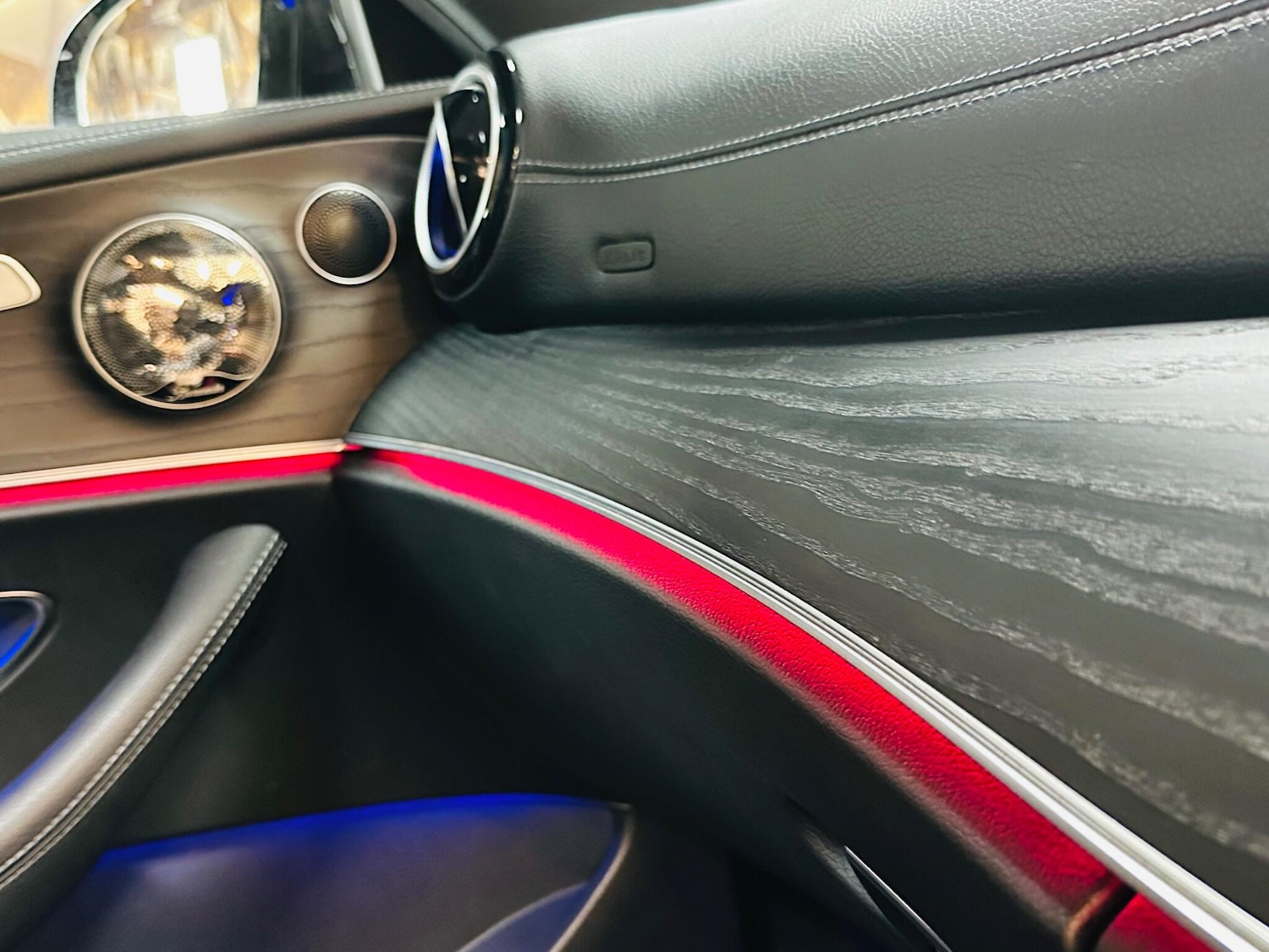 Used Mercedes-Benz E Class 2018 for sale - 76538497: Photo 64