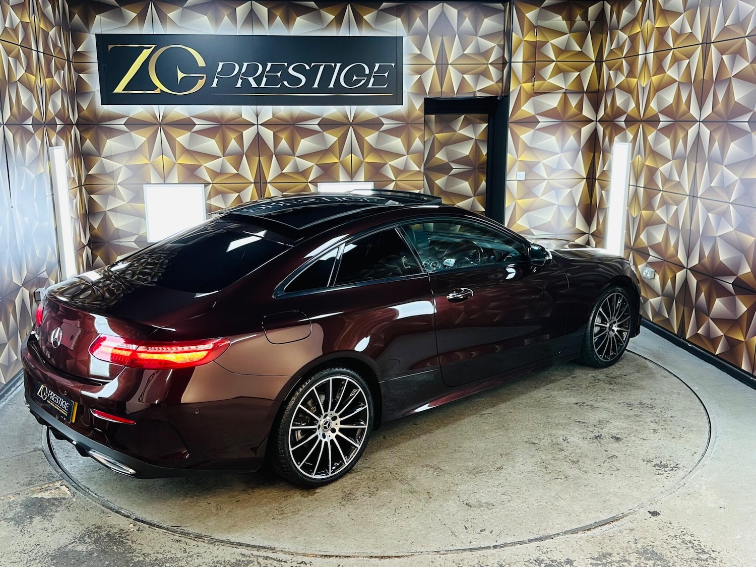 Used Mercedes-Benz E Class 2018 for sale - 76538497: Photo 7