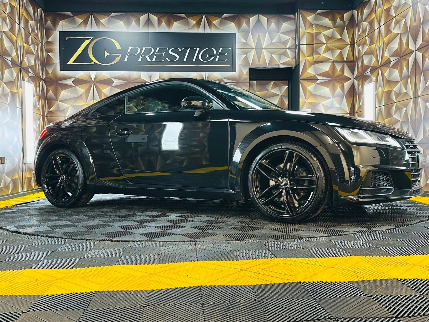 Used Audi TT 2017 for sale - 77358373: Photo 13