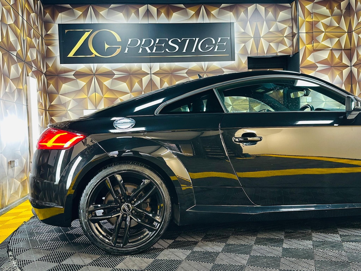 Used Audi TT 2017 for sale - 77358373: Photo 42