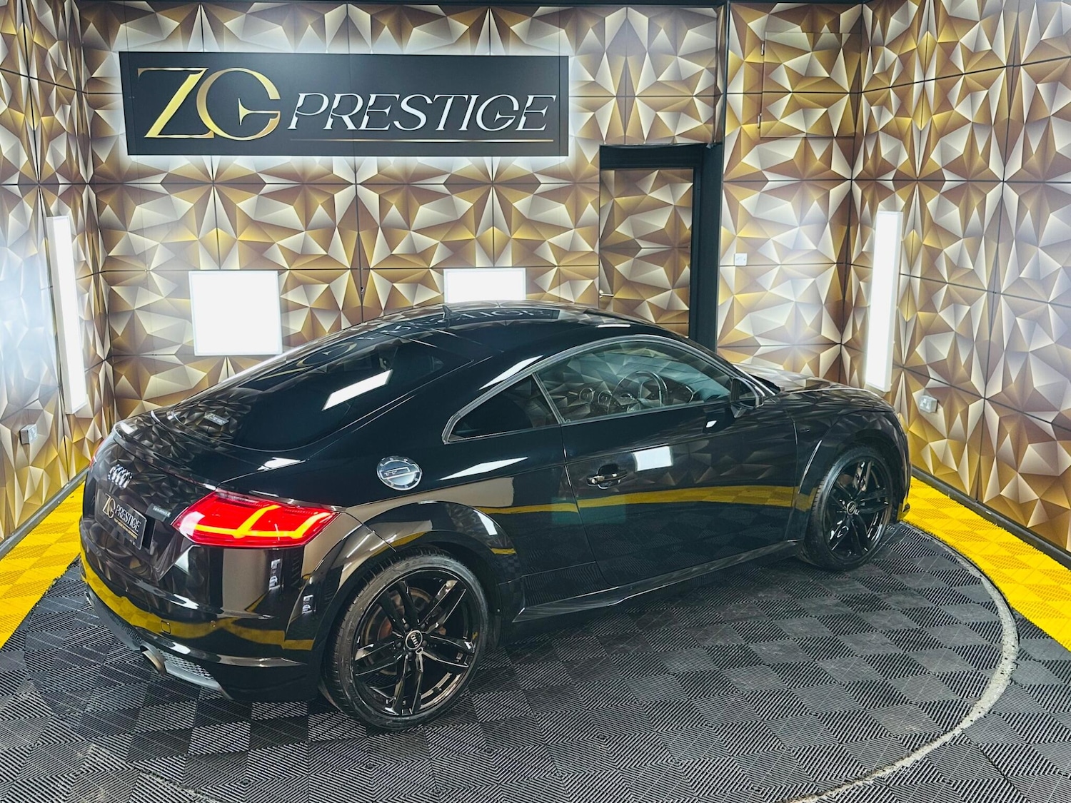 Used Audi TT 2017 for sale - 77358373: Photo 7