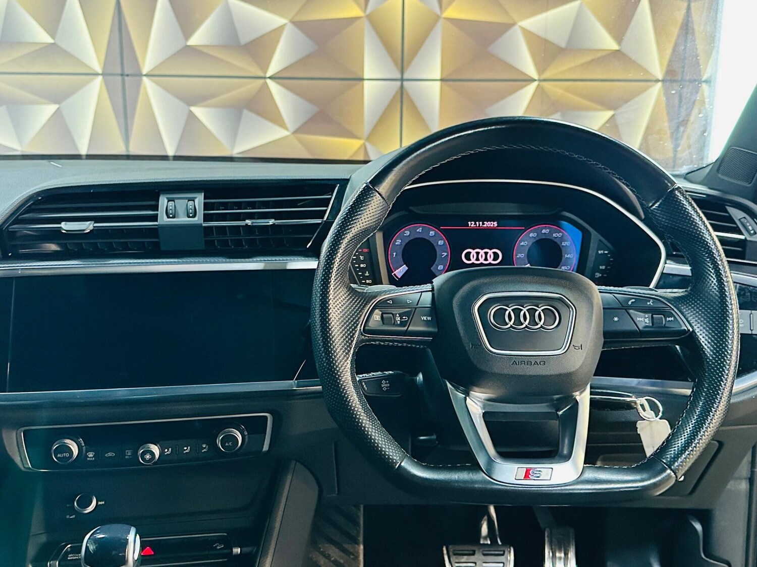 Used Audi Q3 2022 for sale - 77344549: Photo 48