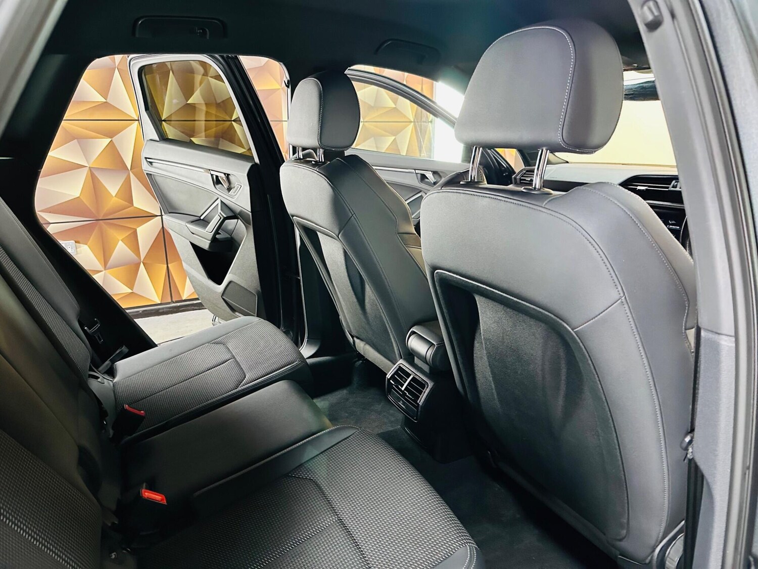 Used Audi Q3 2022 for sale - 77344549: Photo 65