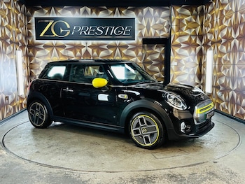 Used MINI Hatch 2020 for sale - 76824692: Photo