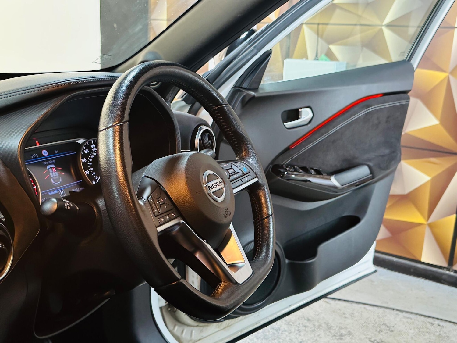 Used Nissan Juke 2020 for sale - 76801169: Photo 30