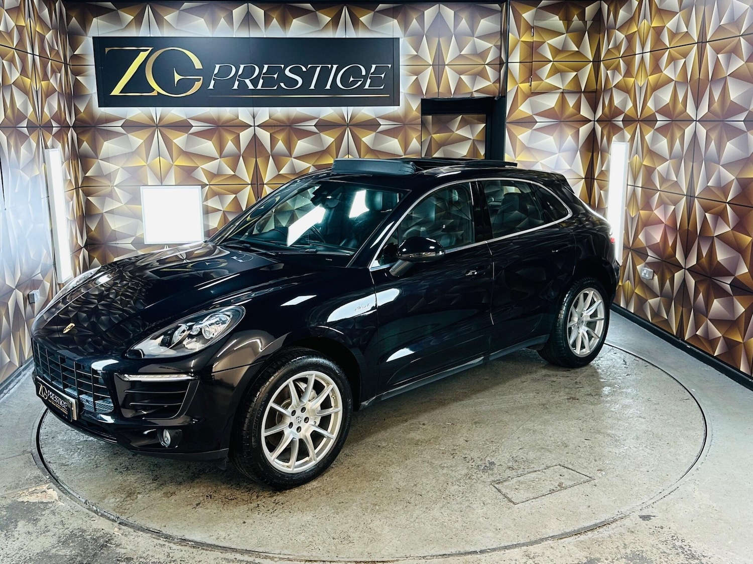 Used Porsche Macan 2015 for sale - 76786383: Photo 19