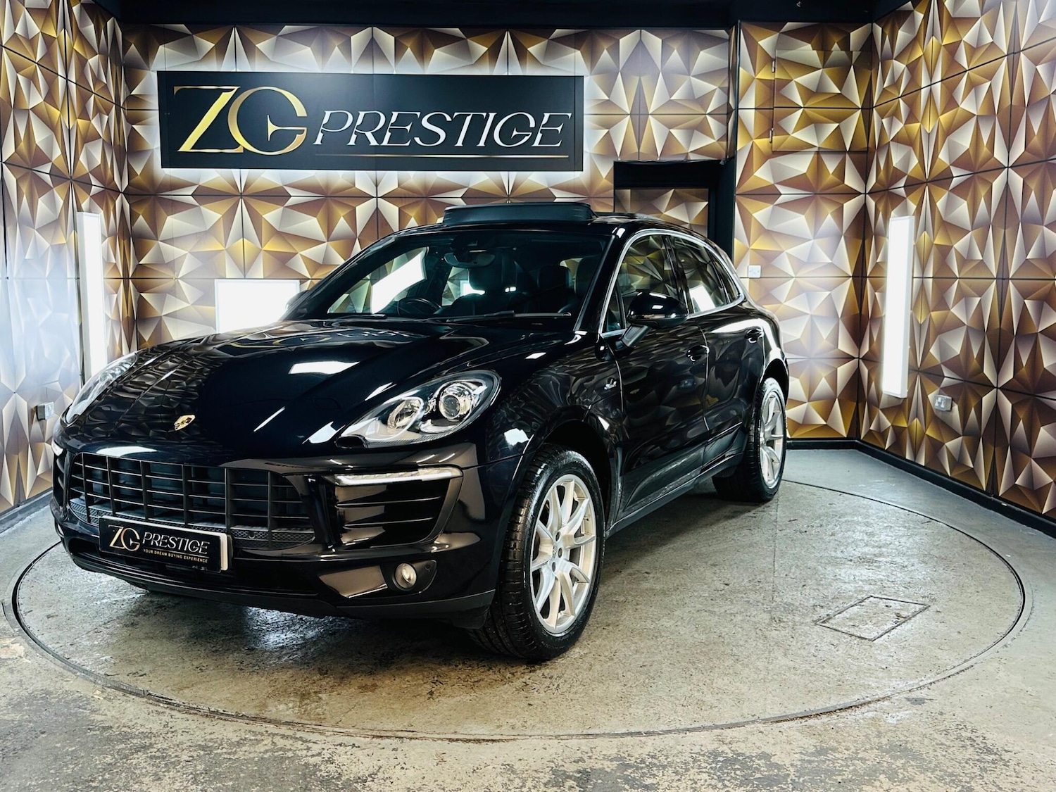 Used Porsche Macan 2015 for sale - 76786383: Photo 23