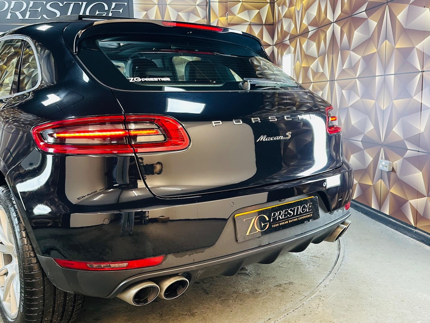 Used Porsche Macan 2015 for sale - 76786383: Photo 38