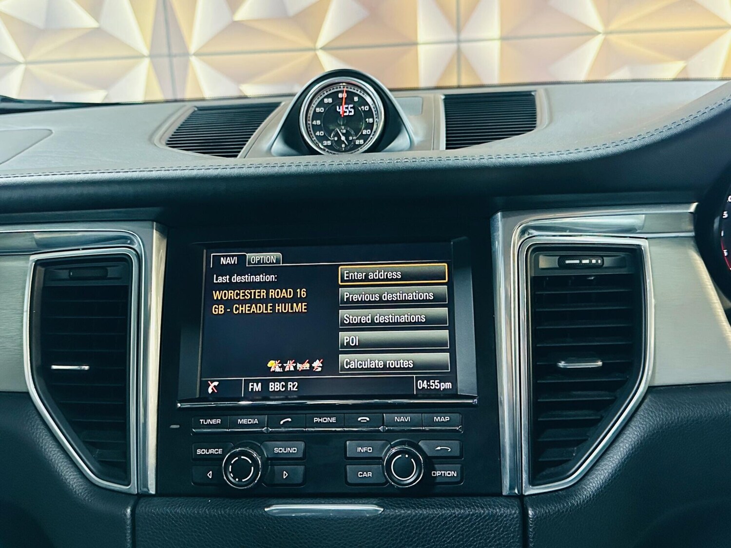 Used Porsche Macan 2015 for sale - 76786383: Photo 58