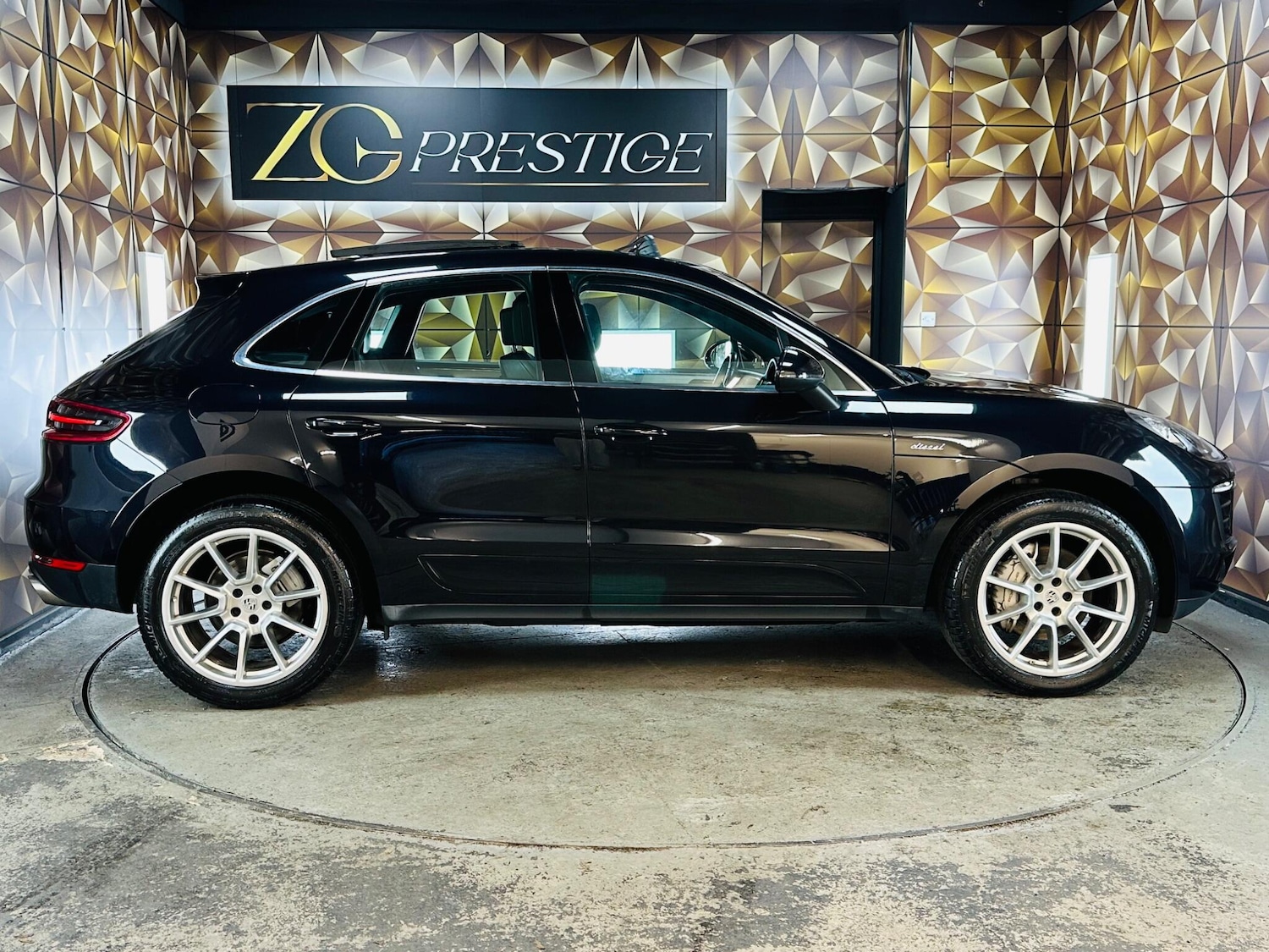 Used Porsche Macan 2015 for sale - 76786383: Photo 9