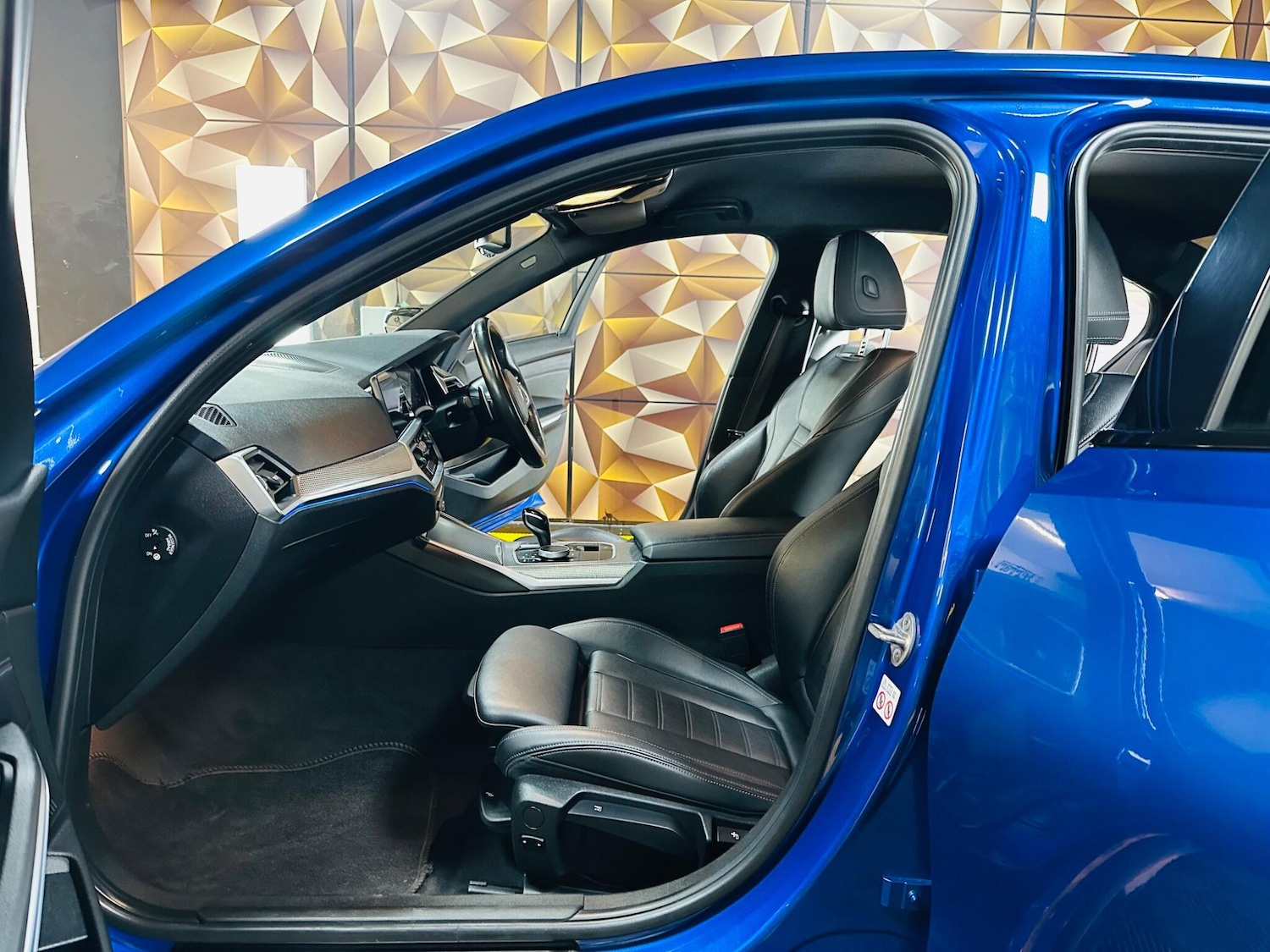 Used BMW 3 Series 2020 for sale - 77852904: Photo 70