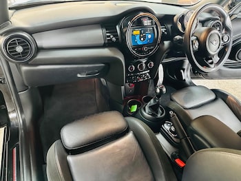 Used MINI Hatch 2020 for sale - 75808819: Photo