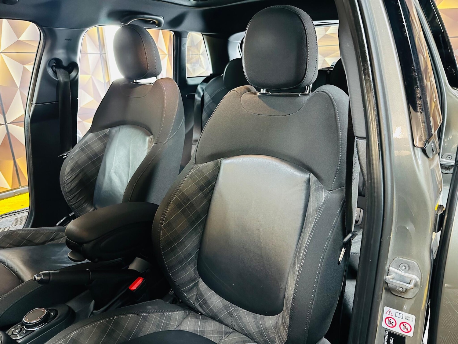 Used MINI Hatch 2019 for sale - 77794329: Photo 18