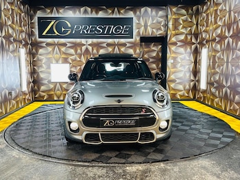 Used MINI Hatch 2019 for sale - 77794329: Photo